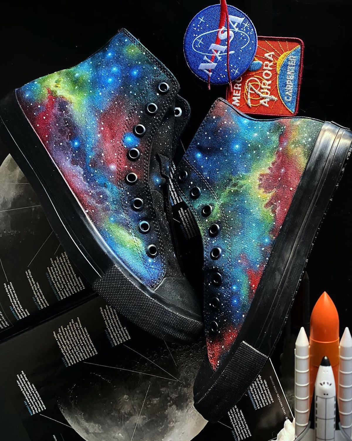 Lanchen also decorates shoes with colorful nebulas…